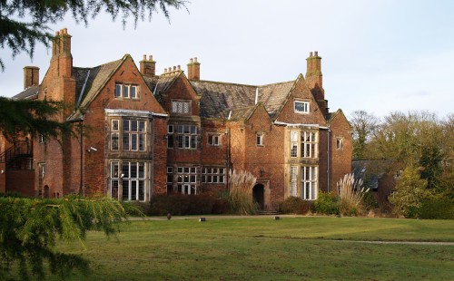 cropped-hall-0051.jpg